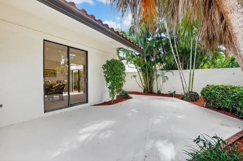 23045 Via Stel Boca Raton FL 33433