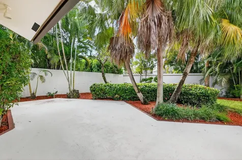 23045 Via Stel Boca Raton FL 33433