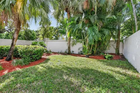 23045 Via Stel Boca Raton FL 33433
