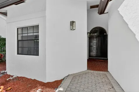 23045 Via Stel Boca Raton FL 33433
