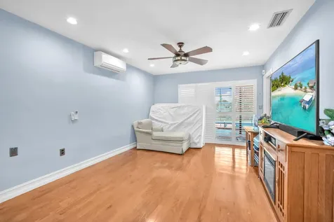 9371 Nw 24th Court Sunrise FL 33322