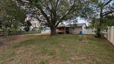 522 Nw La Brea Avenue Port Saint Lucie FL 34983