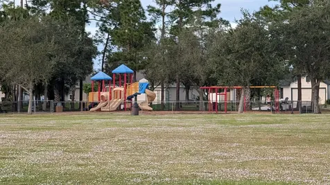 522 Nw La Brea Avenue Port Saint Lucie FL 34983