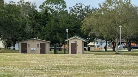 522 Nw La Brea Avenue Port Saint Lucie FL 34983