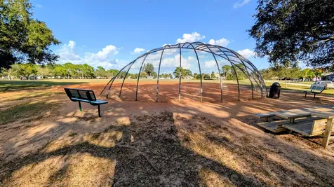522 Nw La Brea Avenue Port Saint Lucie FL 34983