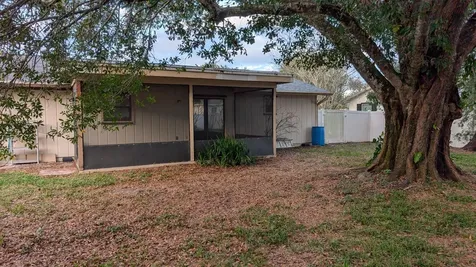 522 Nw La Brea Avenue Port Saint Lucie FL 34983