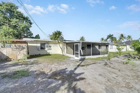 3133 Se Pruitt Road Port Saint Lucie FL 34952