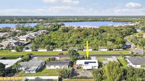 3133 Se Pruitt Road Port Saint Lucie FL 34952