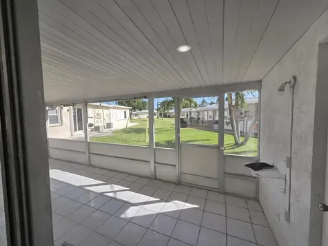 2847 Duke Lane Delray Beach FL 33445