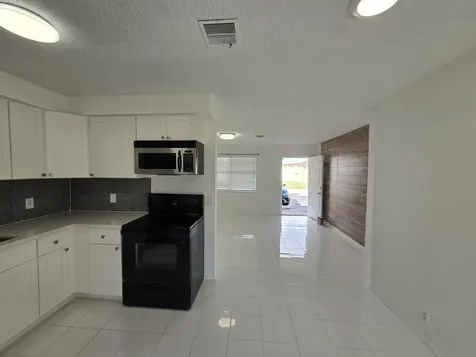 2847 Duke Lane Delray Beach FL 33445