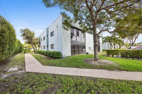 15072 Ashland Place Delray Beach FL 33484