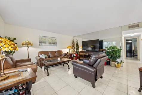 15072 Ashland Place Delray Beach FL 33484