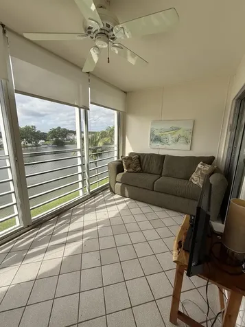 4032 Yarmouth B Boca Raton FL 33434
