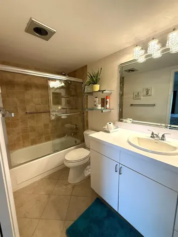 4032 Yarmouth B Boca Raton FL 33434