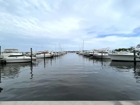 806 E Windward Way Lantana FL 33462