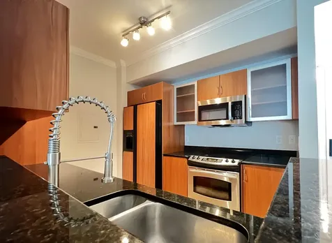 806 E Windward Way Lantana FL 33462
