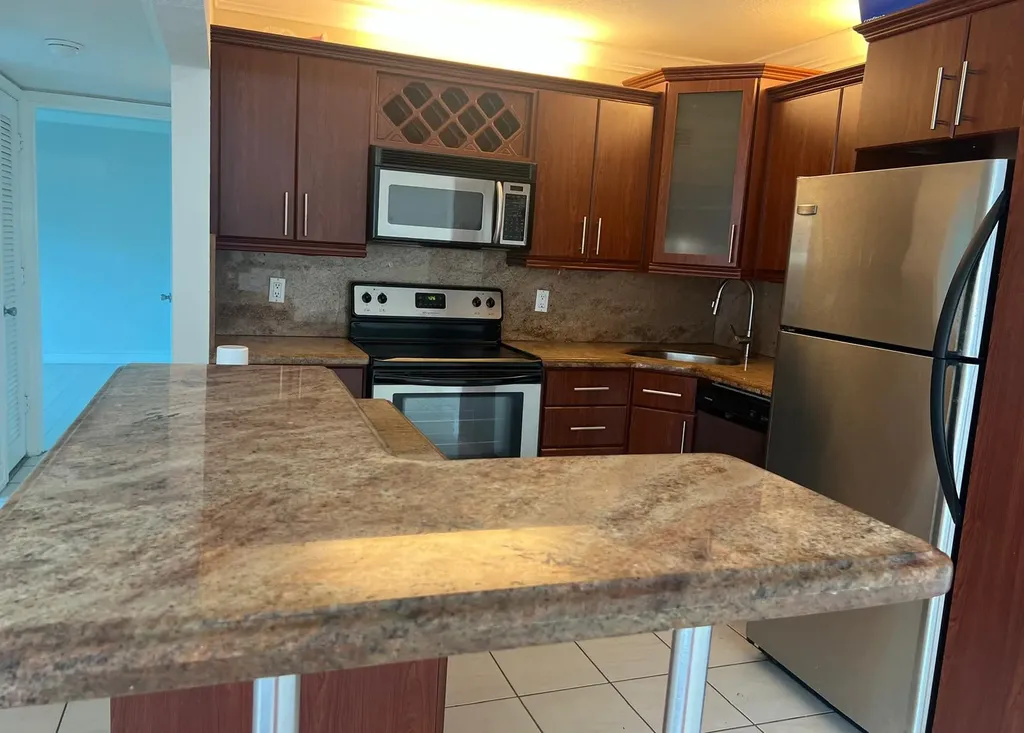 708 SE 2nd Avenue Deerfield Beach FL 33441