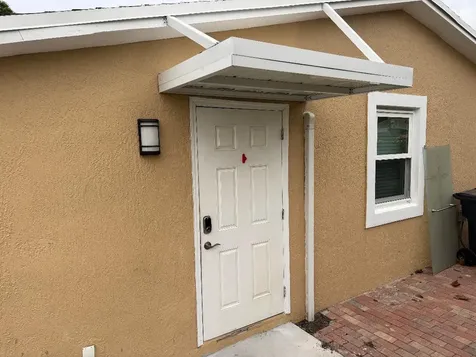 816 Greenbriar Drive Lake Park FL 33403