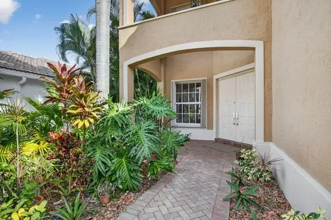 1605 E Classical Boulevard Delray Beach FL 33445