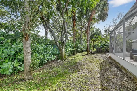 1605 E Classical Boulevard Delray Beach FL 33445