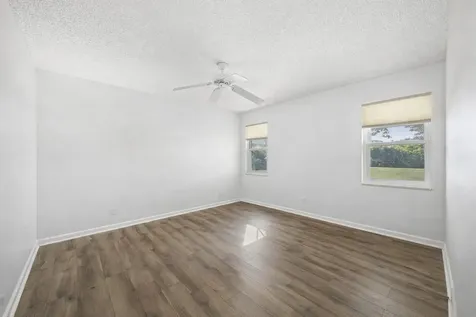 860 Se 6th Avenue Deerfield Beach FL 33441