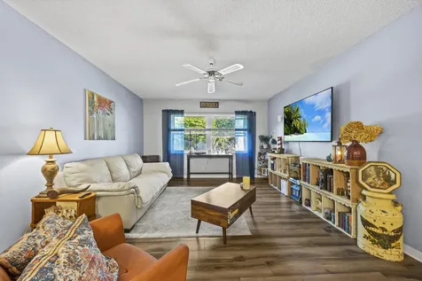 860 Se 6th Avenue Deerfield Beach FL 33441