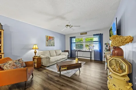 860 Se 6th Avenue Deerfield Beach FL 33441