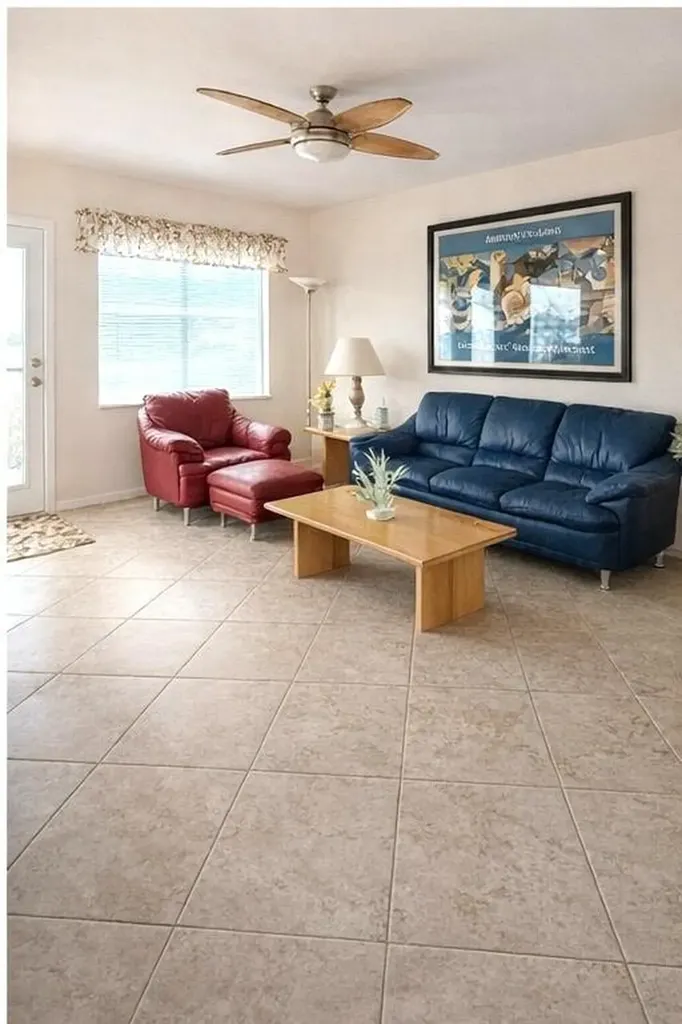 4032 Yarmouth B Boca Raton FL 33434