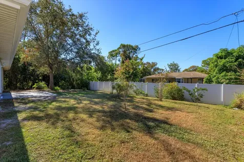 426 Ash Street Sebastian FL 32958