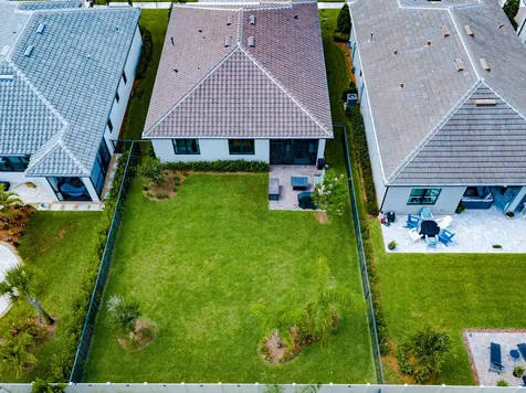519 Se Villandry Way Port Saint Lucie FL 34984