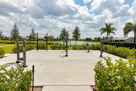 519 Se Villandry Way Port Saint Lucie FL 34984