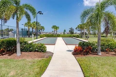 519 Se Villandry Way Port Saint Lucie FL 34984