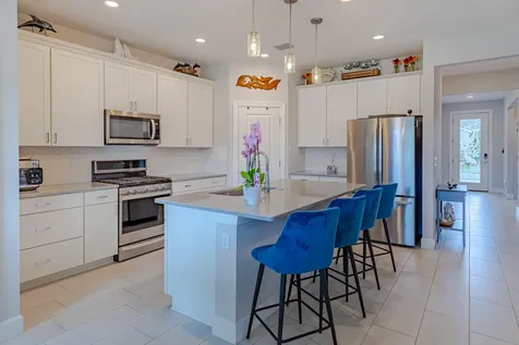 519 Se Villandry Way Port Saint Lucie FL 34984