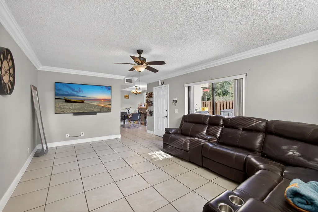 8164 Thames Boulevard Boca Raton FL 33433