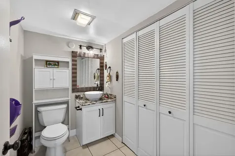 8164 Thames Boulevard Boca Raton FL 33433