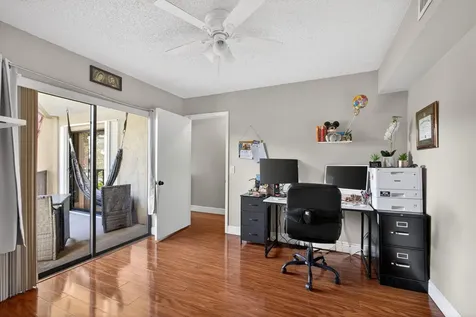 8164 Thames Boulevard Boca Raton FL 33433