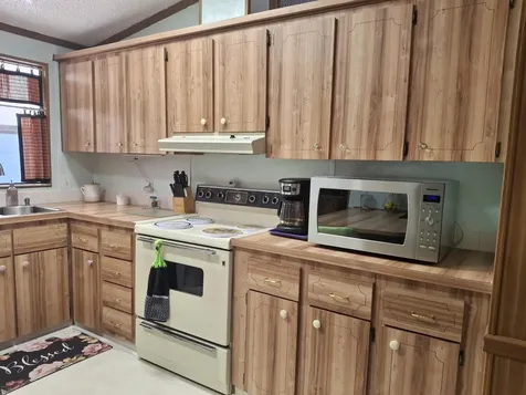 8165 Buckthorn Circle Port Saint Lucie FL 34952