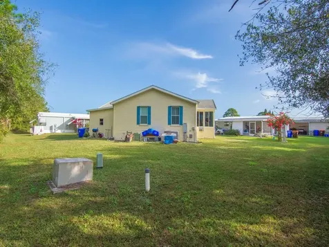 1148 Friendship Drive Vero Beach FL 32966