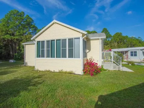 1148 Friendship Drive Vero Beach FL 32966