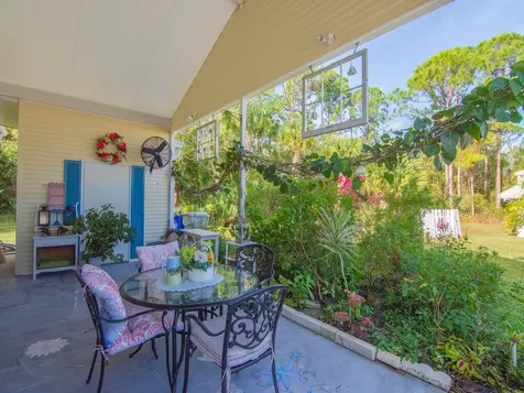 1148 Friendship Drive Vero Beach FL 32966