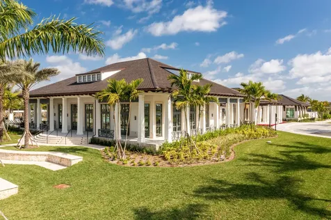 10705 Northbrook Circle Palm Beach Gardens FL 33412
