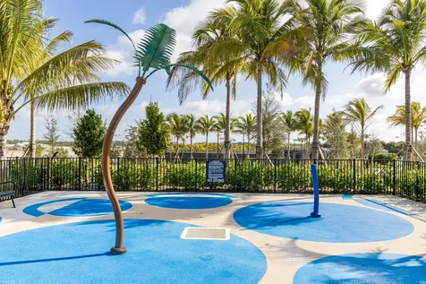10705 Northbrook Circle Palm Beach Gardens FL 33412
