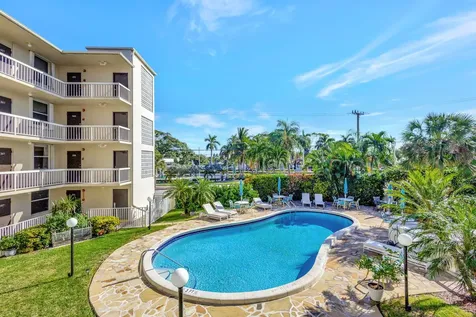 1131 SE 4th Street Boynton Beach FL 33435