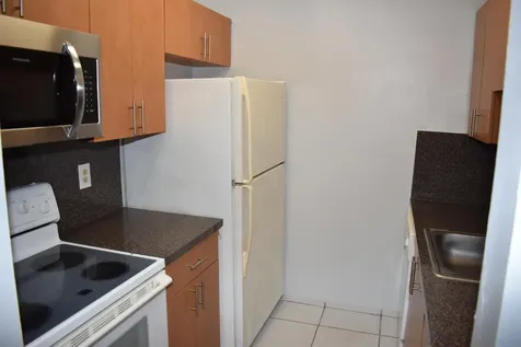 1131 SE 4th Street Boynton Beach FL 33435