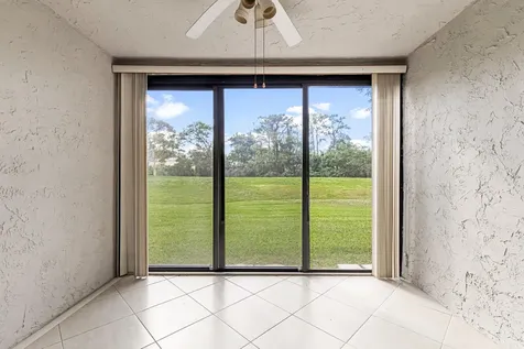 9270 Vista Del Lago Boca Raton FL 33428