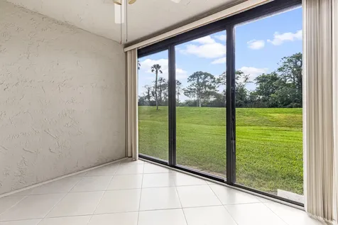 9270 Vista Del Lago Boca Raton FL 33428