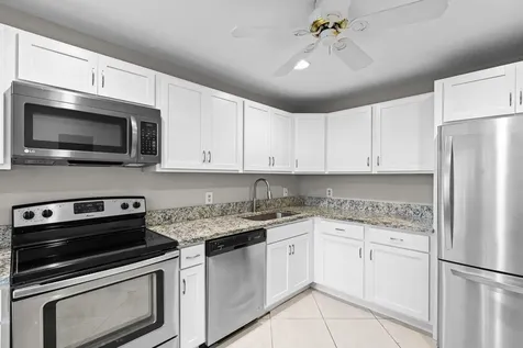 9270 Vista Del Lago Boca Raton FL 33428