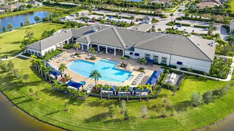 11392 Sw Carlisle Crossing Avenue Port Saint Lucie FL 34987