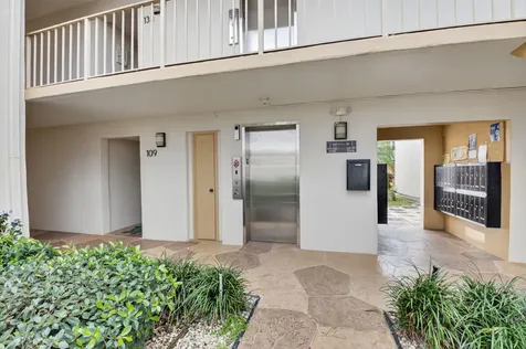 136 Capri C Delray Beach FL 33484