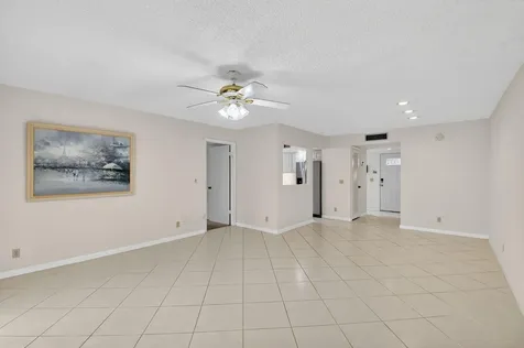 136 Capri C Delray Beach FL 33484